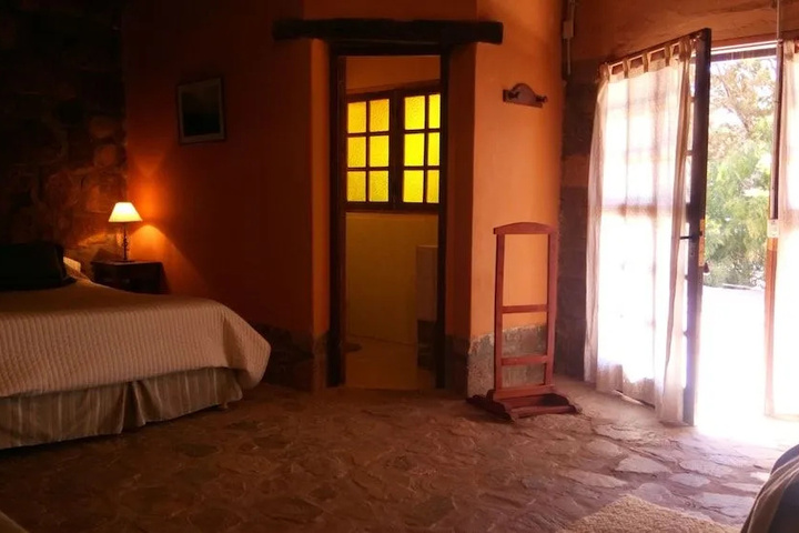 Room 3 of 7