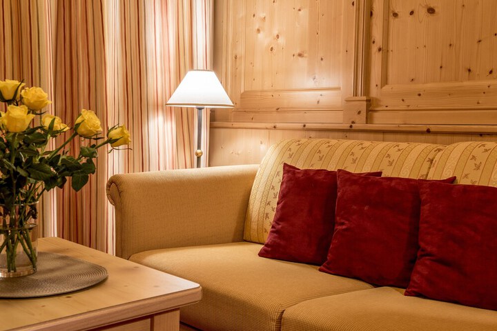 Room 32 of 75