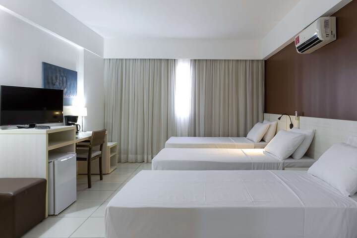 Room 21 of 93