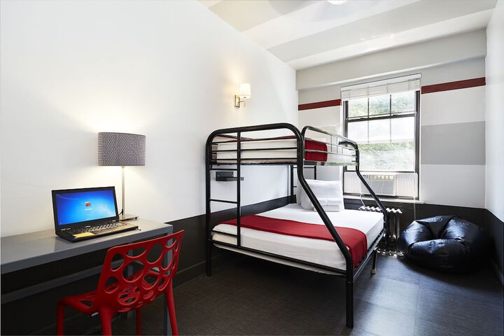 Room 11 of 50