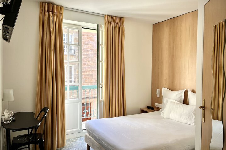Room 5 of 29