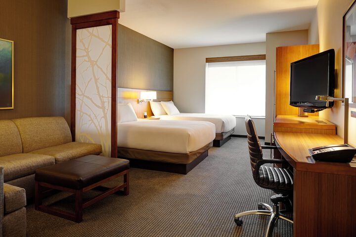 Room 16 of 32