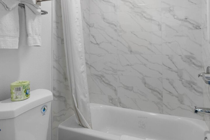 Clean Restrooms