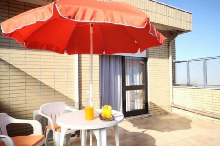 Terrace/Patio 27 of 28