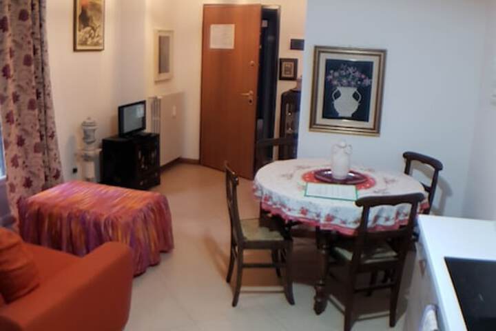 Room 65 of 103