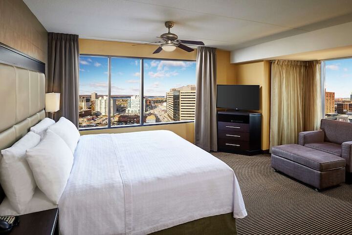Room 5 of 38