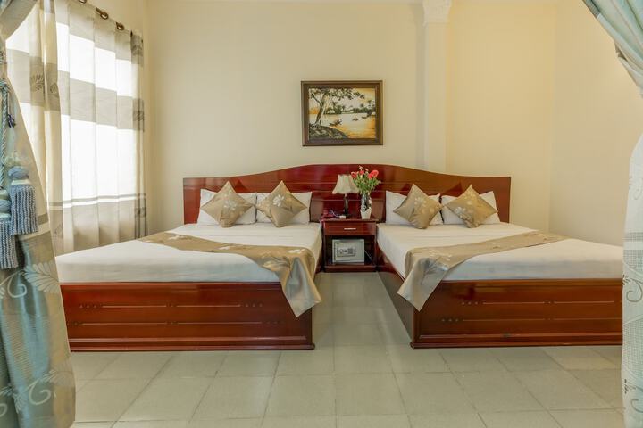 Room 4 of 60