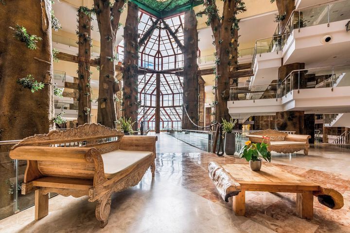Lobby Entry