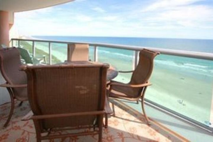 Terrace/Patio 4 of 38