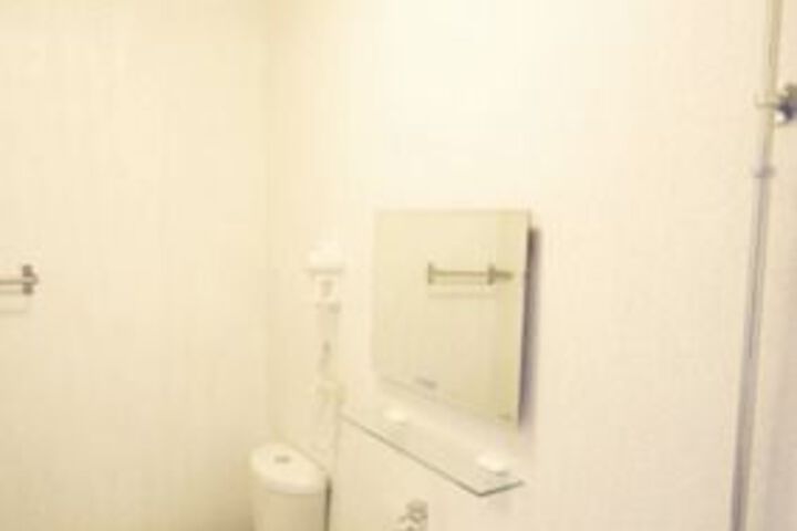 Room 2 of 15