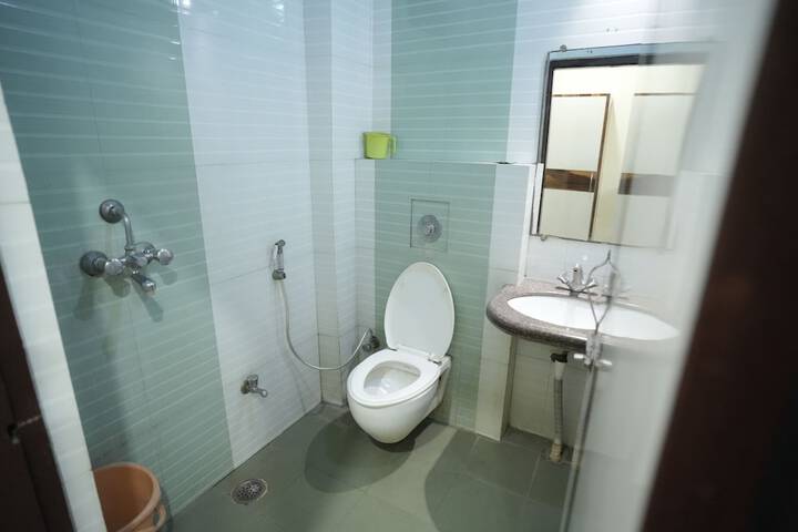 Room 20 of 25