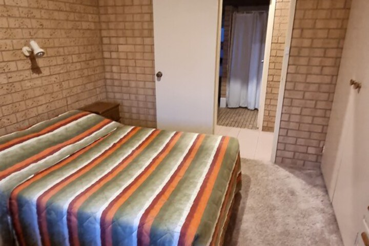 Room 12 of 35