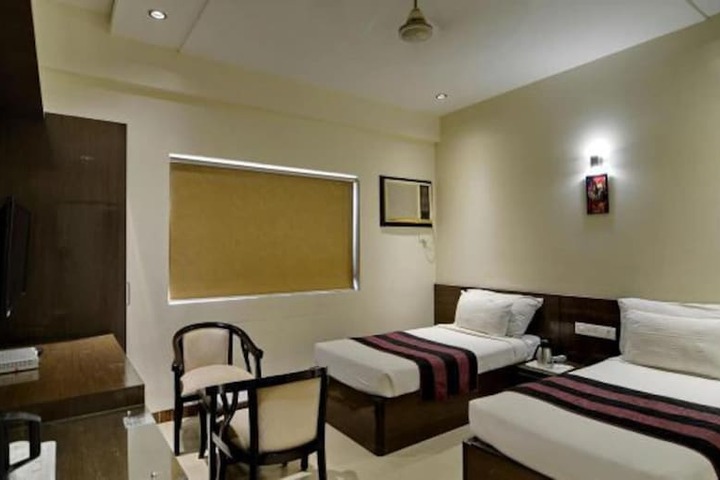 Room 18 of 54