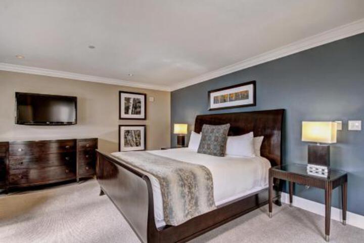 Room 526 of 547