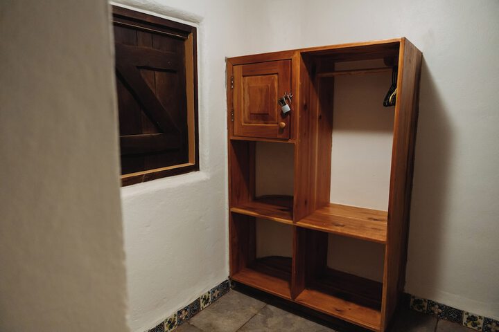 Room 35 of 138
