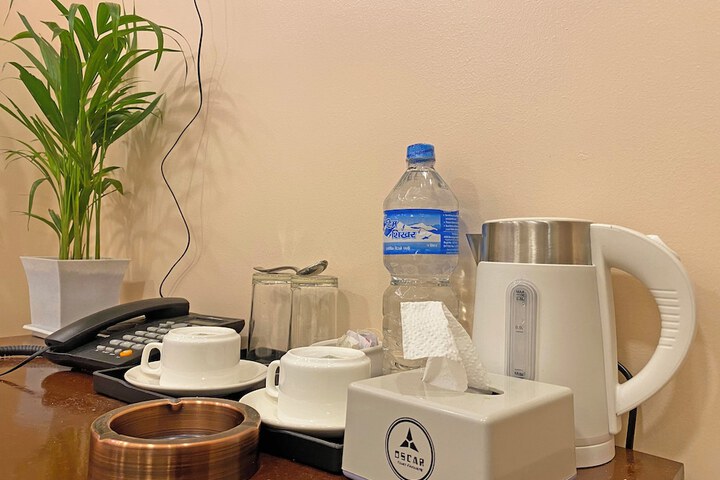 Breakfast/Coffee Service 100 of 119