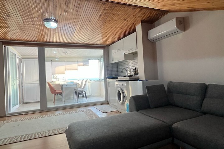 Room 12 of 29