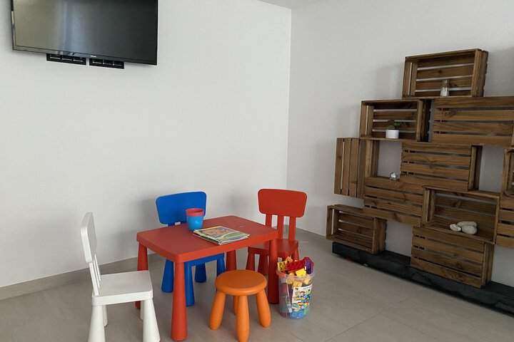 Room 44 of 57