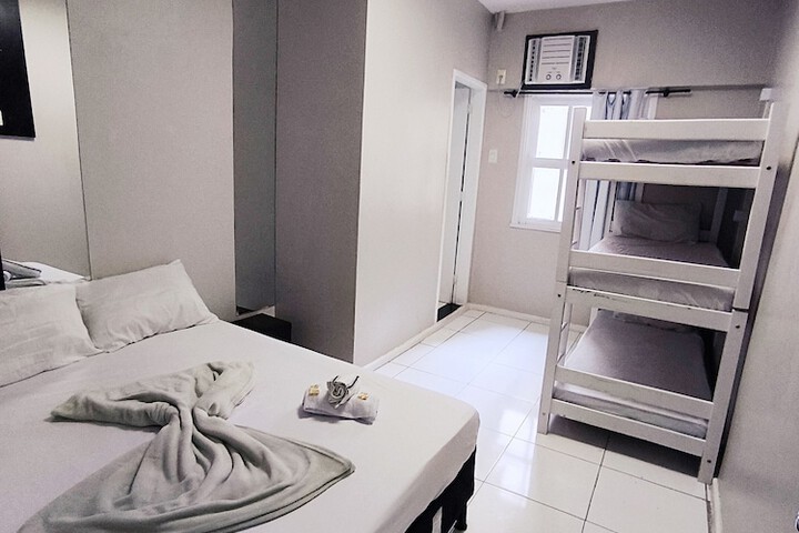Room 16 of 31