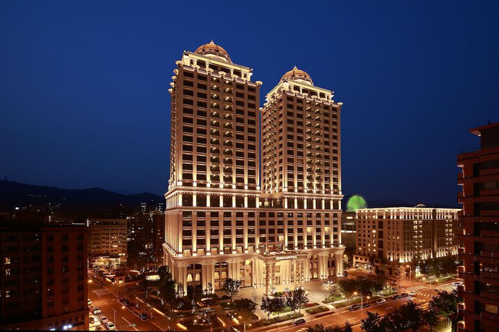 Hotel 64 of 66