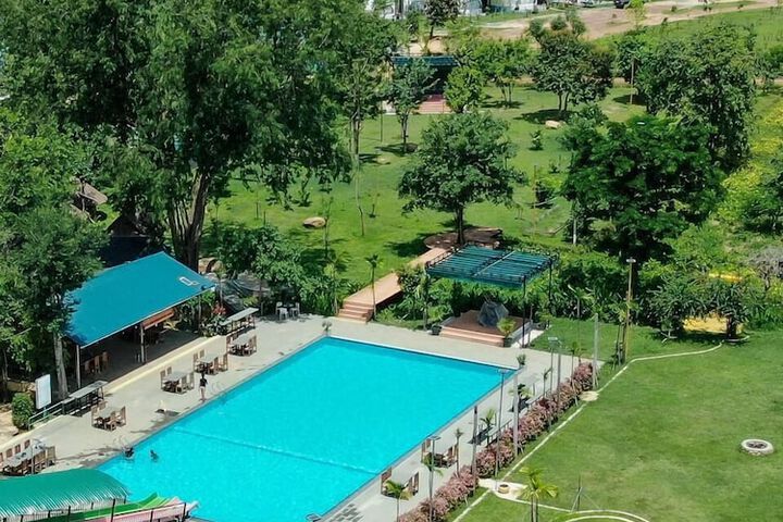 Pool 97 of 151