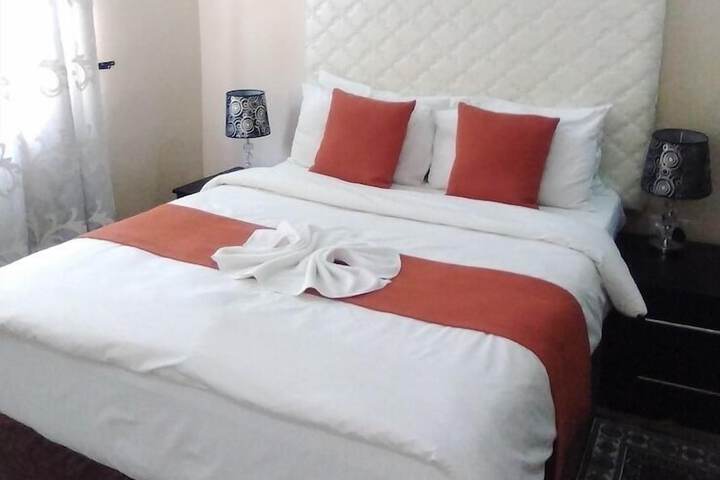 Room 8 of 22