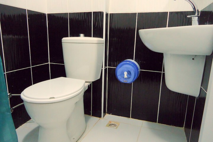 Clean Restrooms