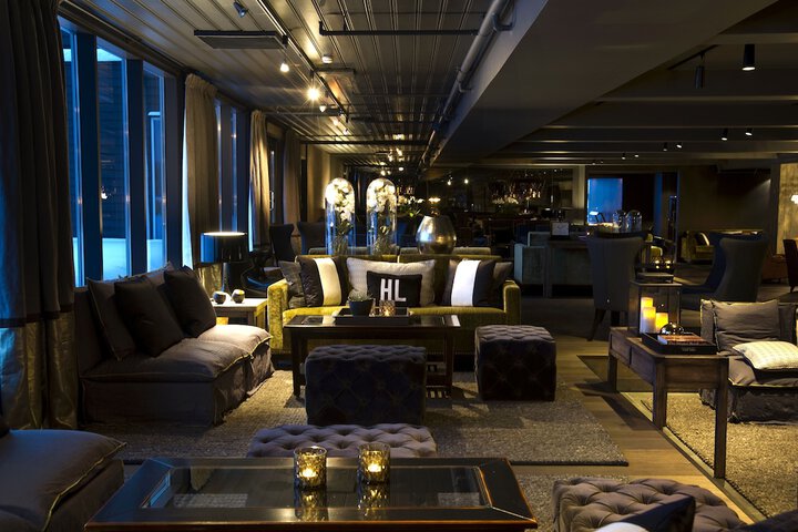Hotel Lobby