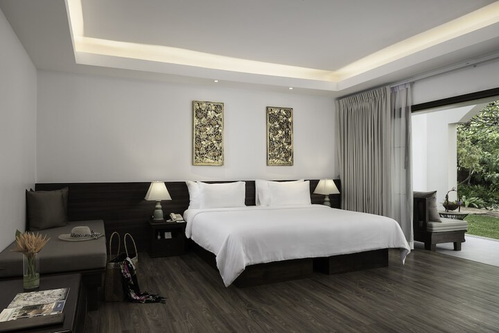 Room 6 of 34