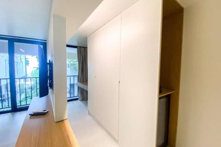 Room 27 of 50