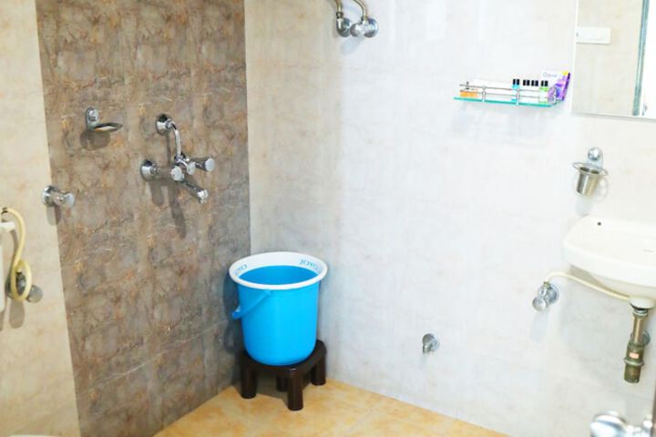 Room 16 of 24