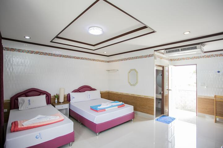 Room 14 of 41