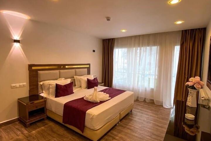 Room 26 of 28