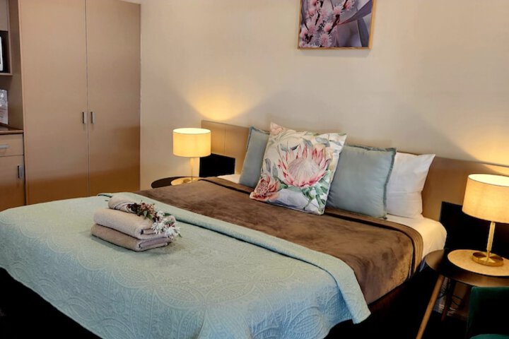 Room 8 of 39