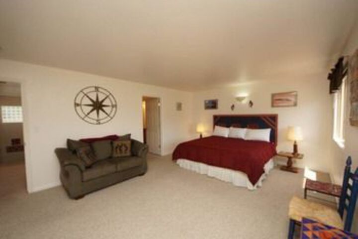 Room 38 of 137