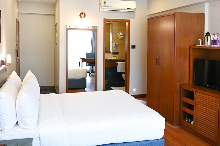 Room 17 of 116