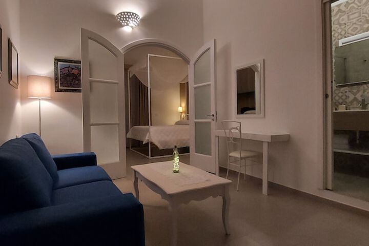 Room 12 of 54