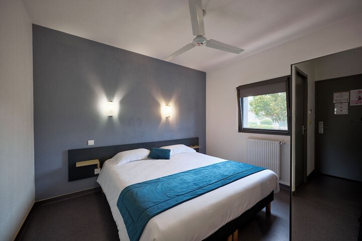 Room 15 of 51