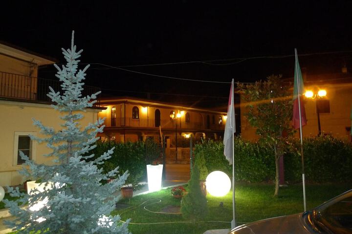 Property Grounds 32 of 60