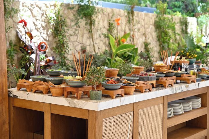 Breakfast buffet