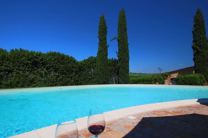 Pool 55 of 108