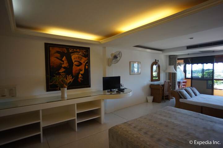 Room 27 of 52