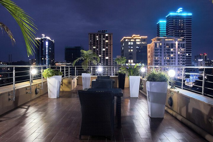 Terrace/Patio 12 of 36