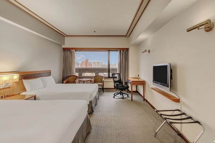 Room 90 of 149