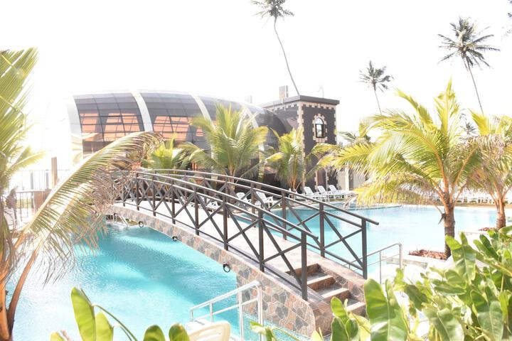 Pool Hotel