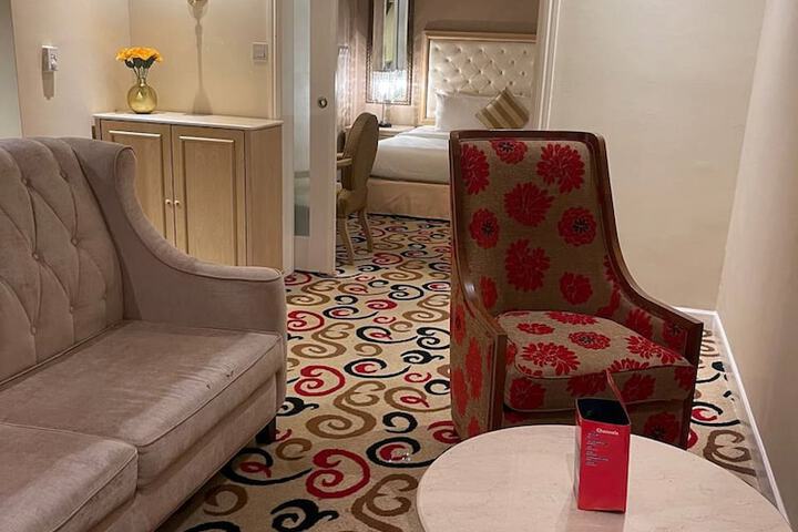 Room 14 of 46
