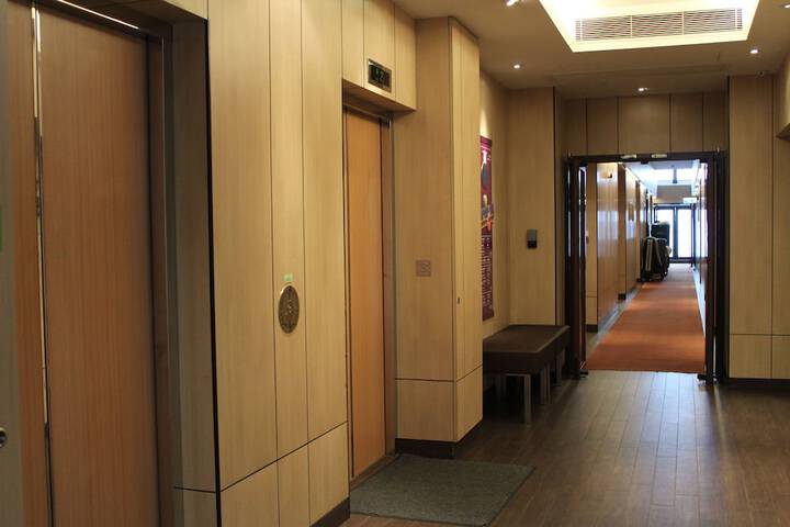 Hotel 2 of 45