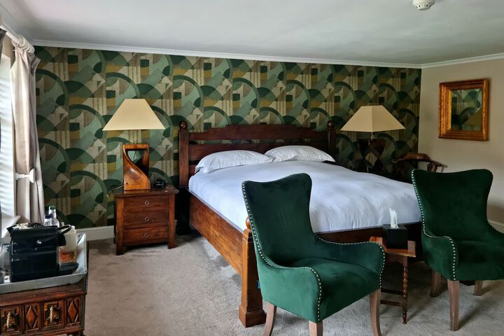 Room 22 of 66