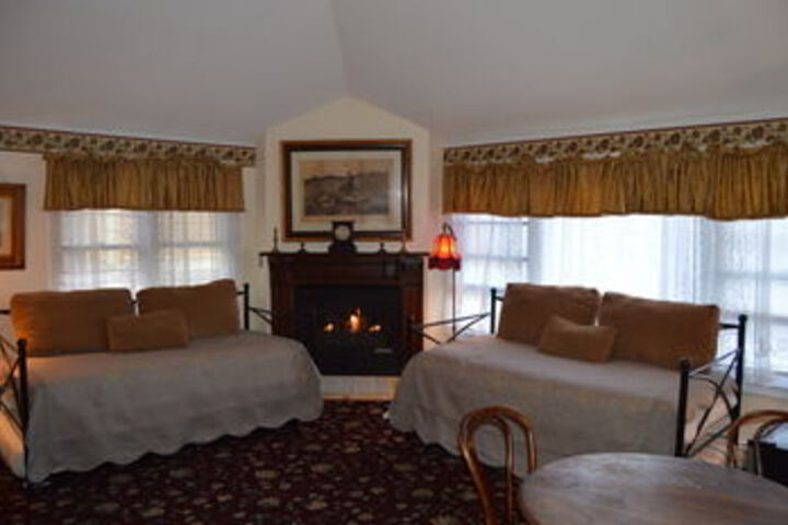 Room 36 of 117