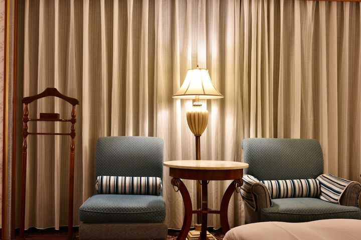 Room 53 of 164